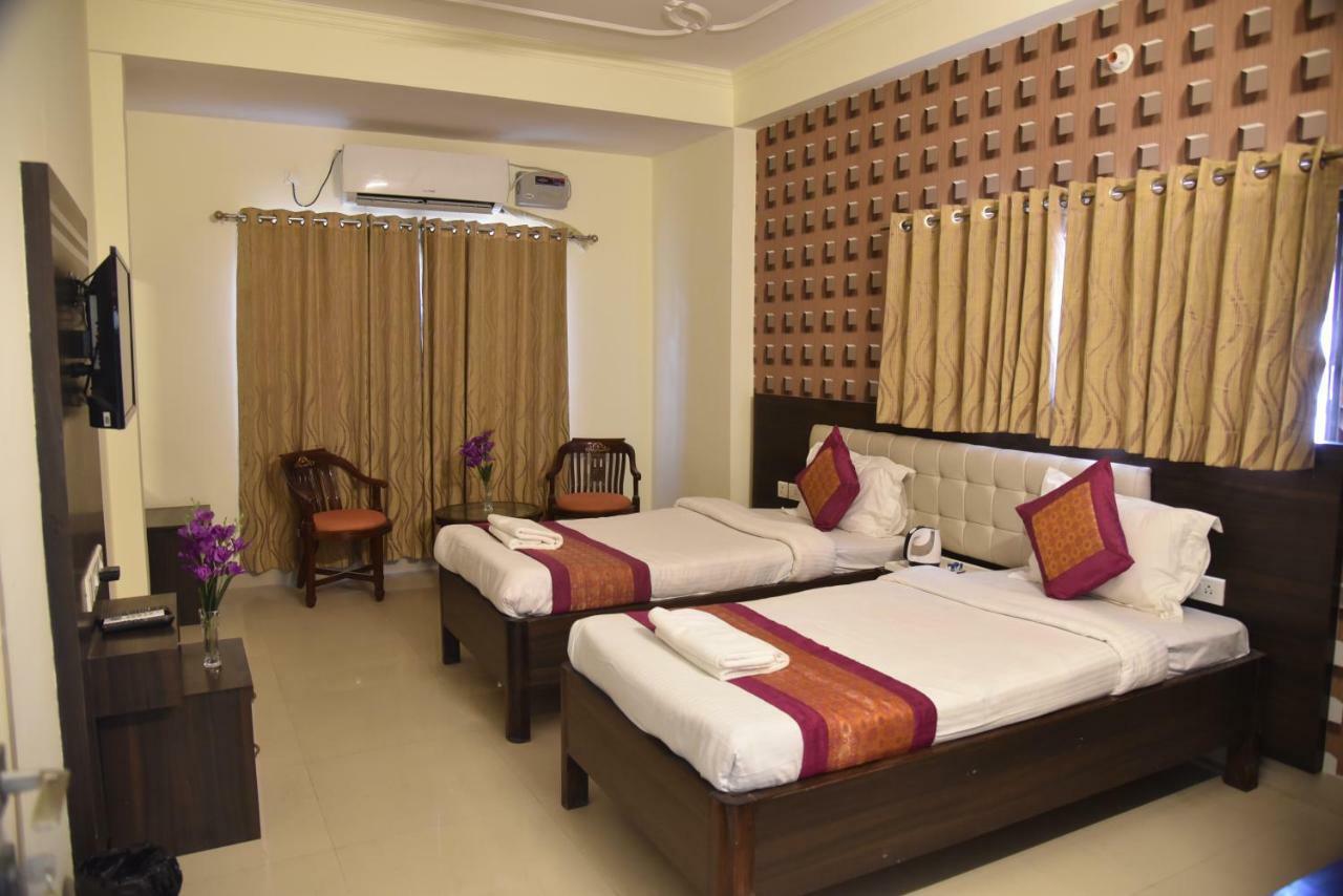 Guest house Ganga Darshanam At Dashashwamedh Ghat
